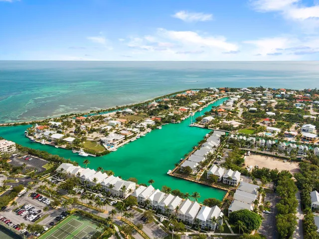 $699,900 | 7051 Harbor Village Drive, Duck Key, FL 33050