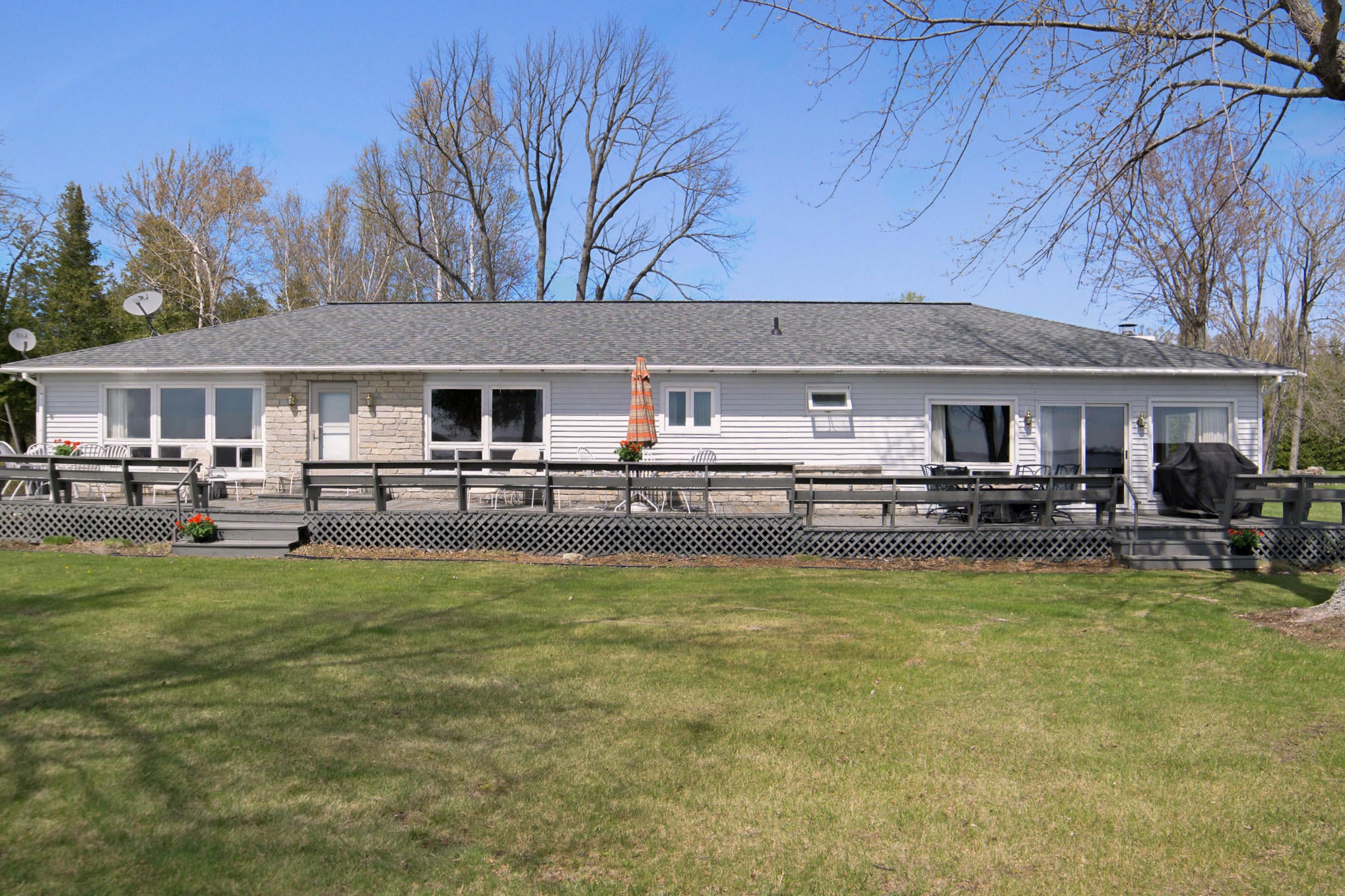9600 West Miles Road Cheboygan, MI 49721 - Photo 1 of 31 Gallery Image 1