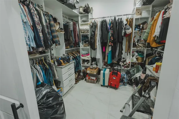 $1,300,000 | 918 Fresa Road, Pasadena, TX 77502