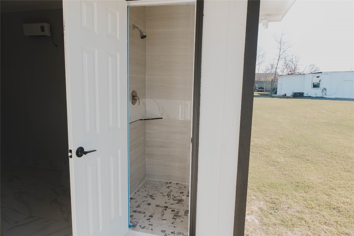 918 Fresa Road Pasadena, TX 77502 - Photo 26 of 47 Pool Shower