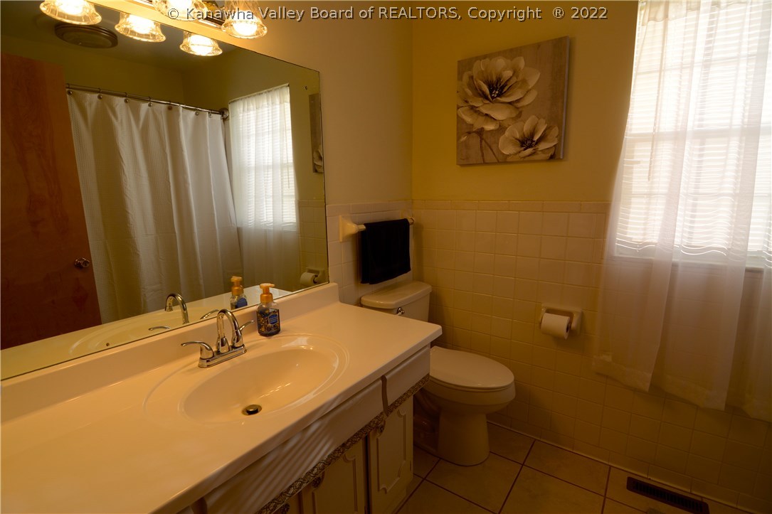 9875 Charleston Road Ripley, WV 25271 - Photo 22 of 27 Gallery Image 22