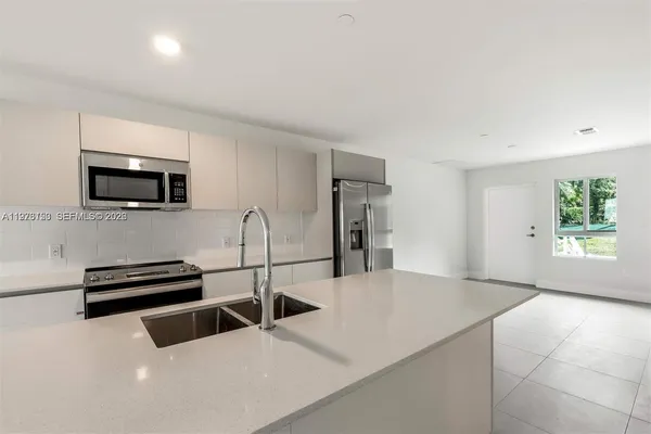 $3,000 | Ojus, Miami, FL 33180
