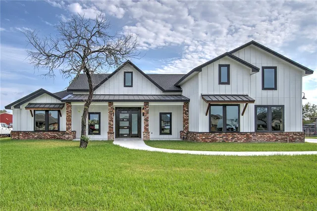 $750,000 | 5490 Lonesome Dove, Robstown, TX 78380