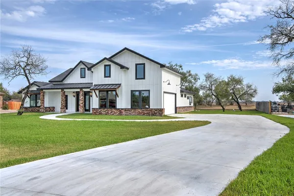 $750,000 | 5490 Lonesome Dove, Robstown, TX 78380