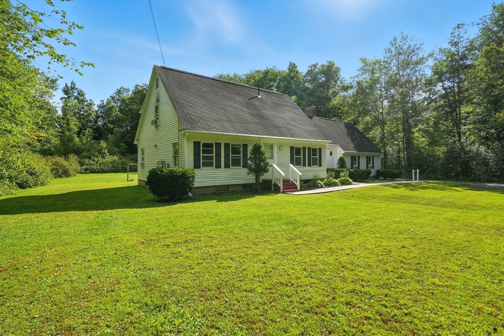 178 West Pomeroy Lane Amherst, MA 01002 - Photo 2 of 34 a view of house with a big yard