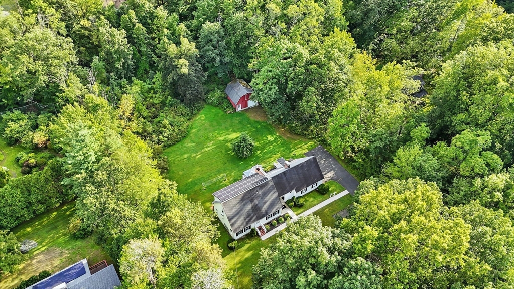 178 West Pomeroy Lane Amherst, MA 01002 - Photo 33 of 34 a view of a garden