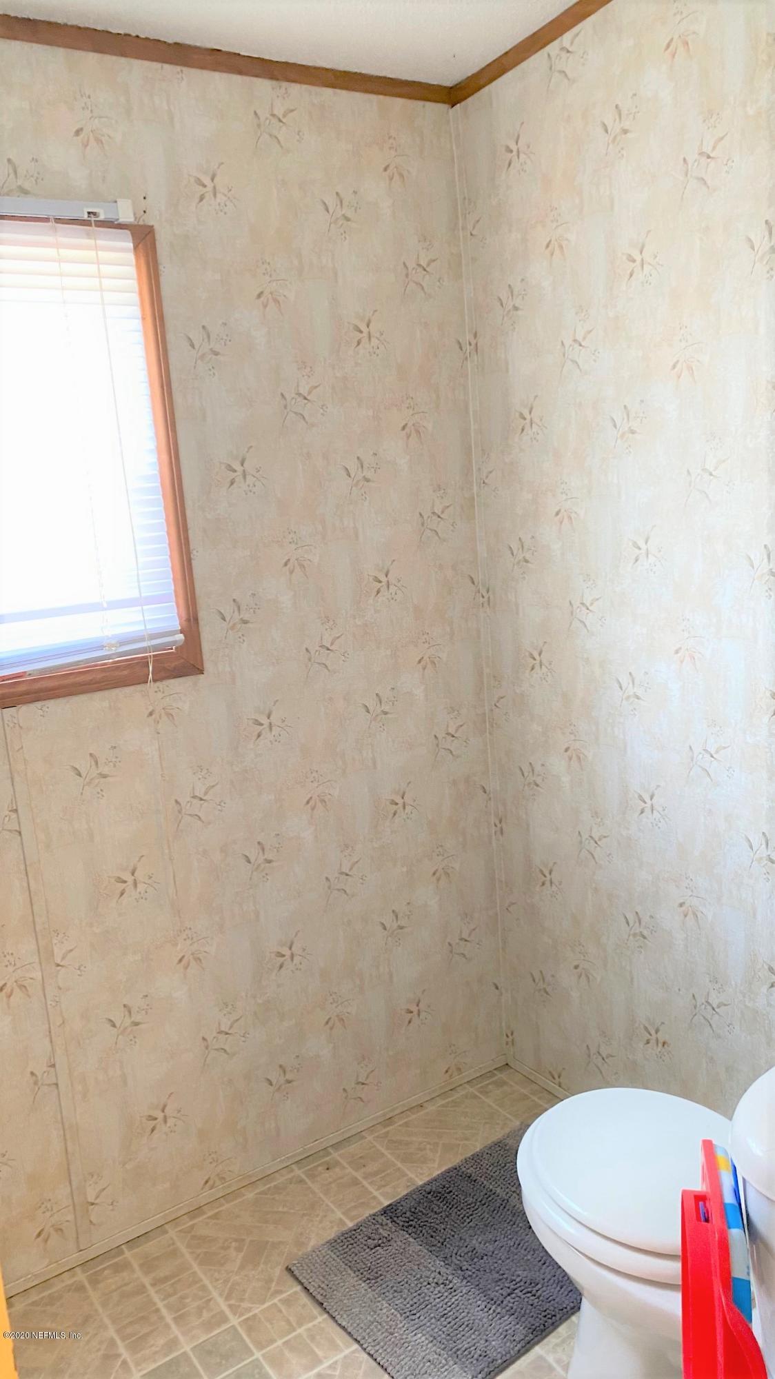 6780 Spring Lake Village Road Keystone Heights, FL 32656 - Photo 26 of 53 Guest Bathroom - 4