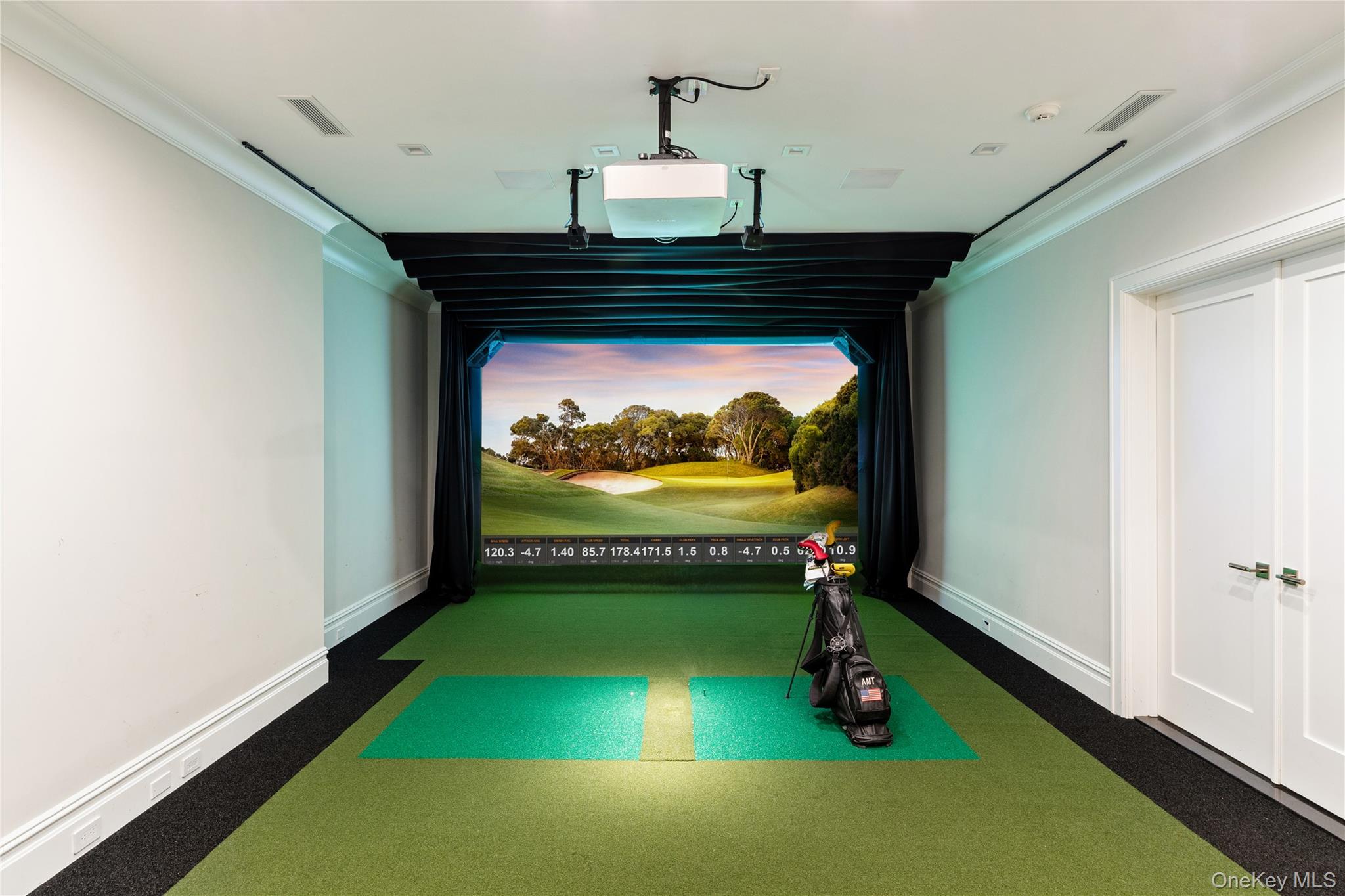 53 Simonson Road Glen Head, NY 11545 - Photo 33 of 43