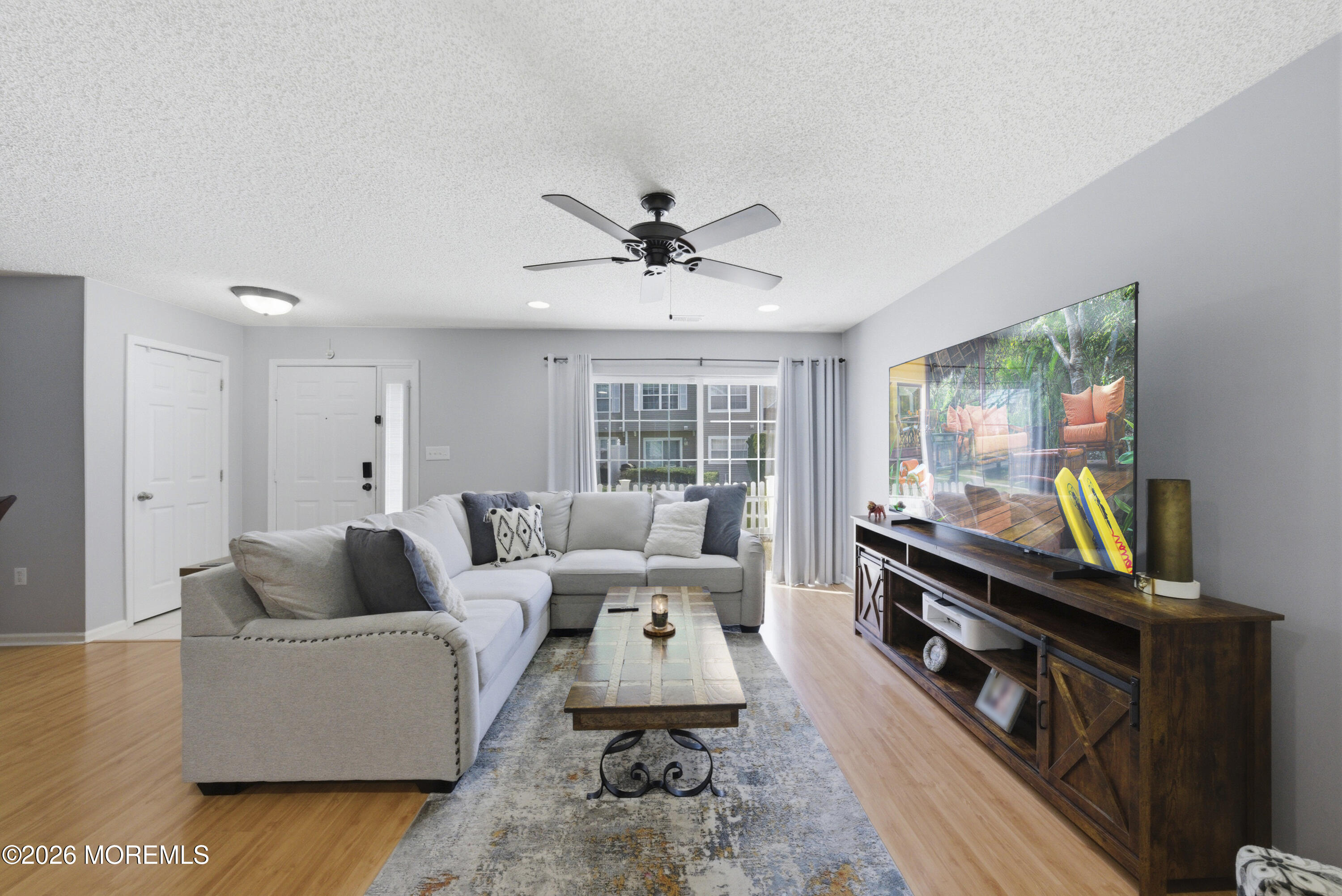 98 Watson Court Howell, NJ 07731 - Photo 4 of 16 17-print-DSC06306