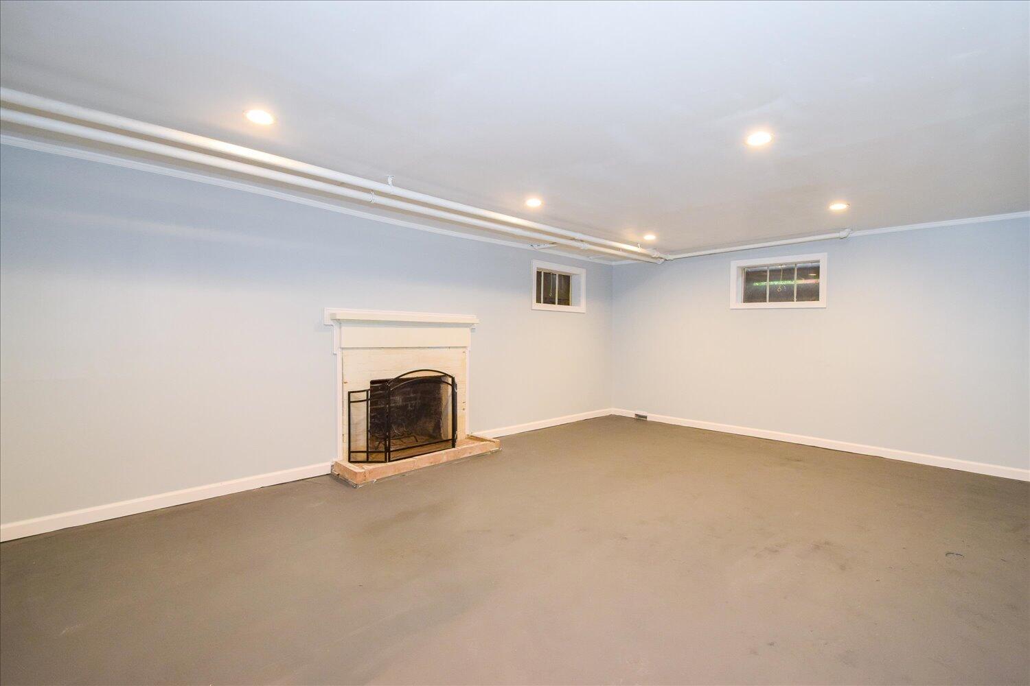 1816 Wakefield Road Southwest Roanoke, VA 24015 - Photo 17 of 27 17-1816 Wakefield-17