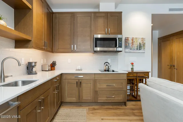 $995,000 | 1 Waterfront Way, Unit 105, Avon, CO 81620