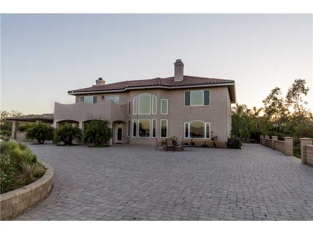 16620 Highland Valley Road Ramona, CA 92065 - Photo 3 of 25 Gallery Image 3