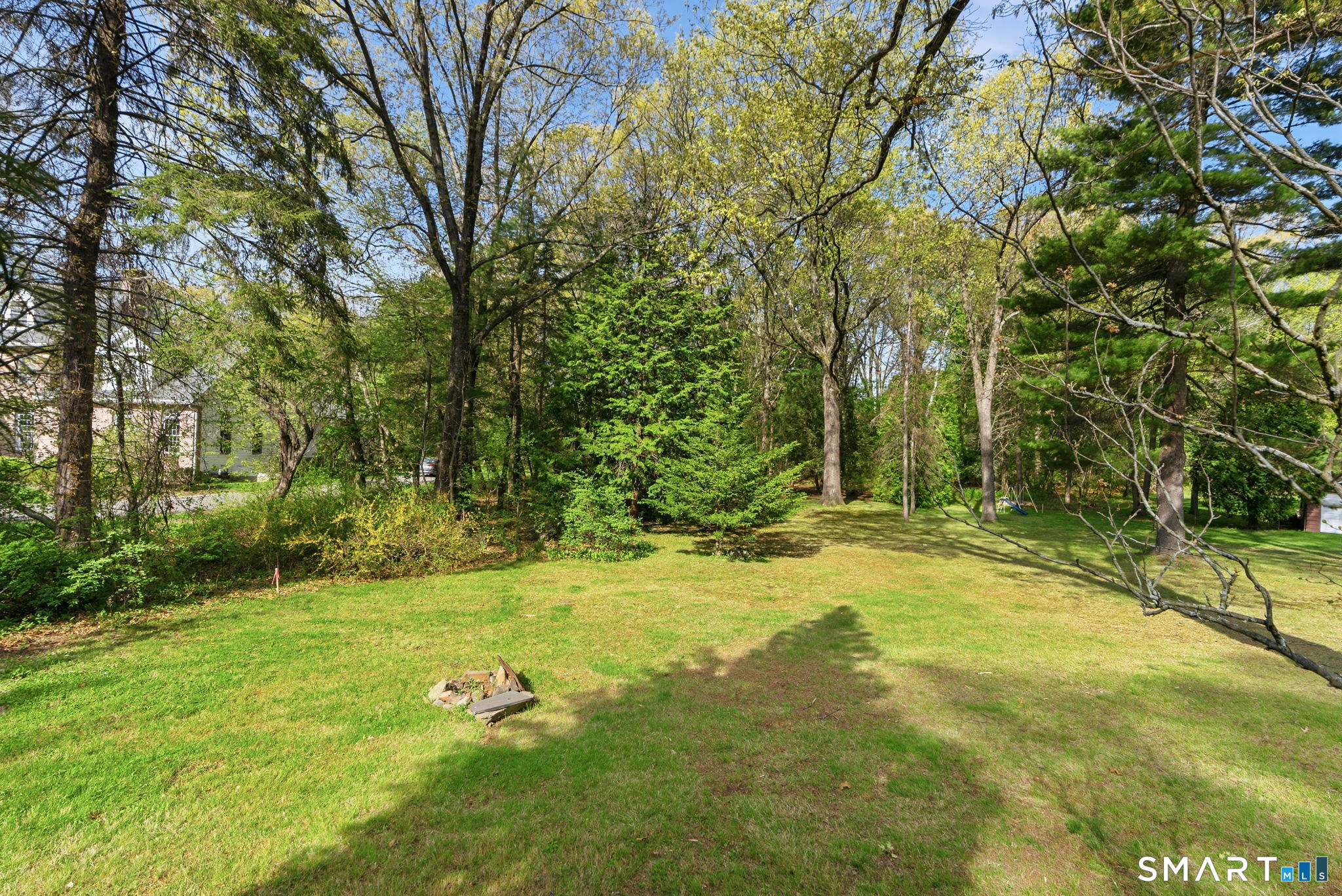 59 Thornbush Road Wethersfield, CT 06109 - Photo 27 of 33