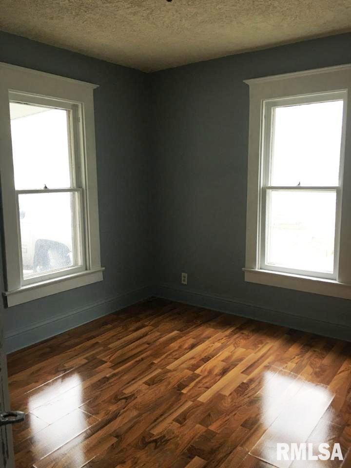 2837 South 14th Street Springfield, IL 62703 - Photo 5 of 21