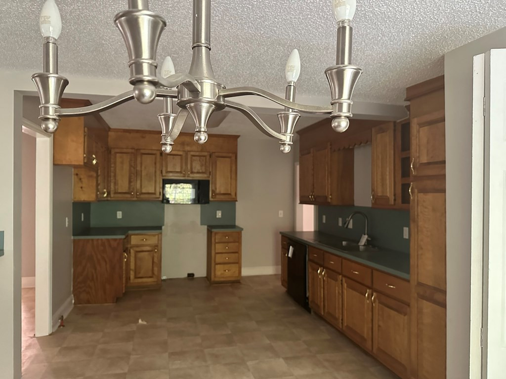 967 Meadowbrook Road Sumter, SC 29153 - Photo 10 of 29 Gallery Image 10