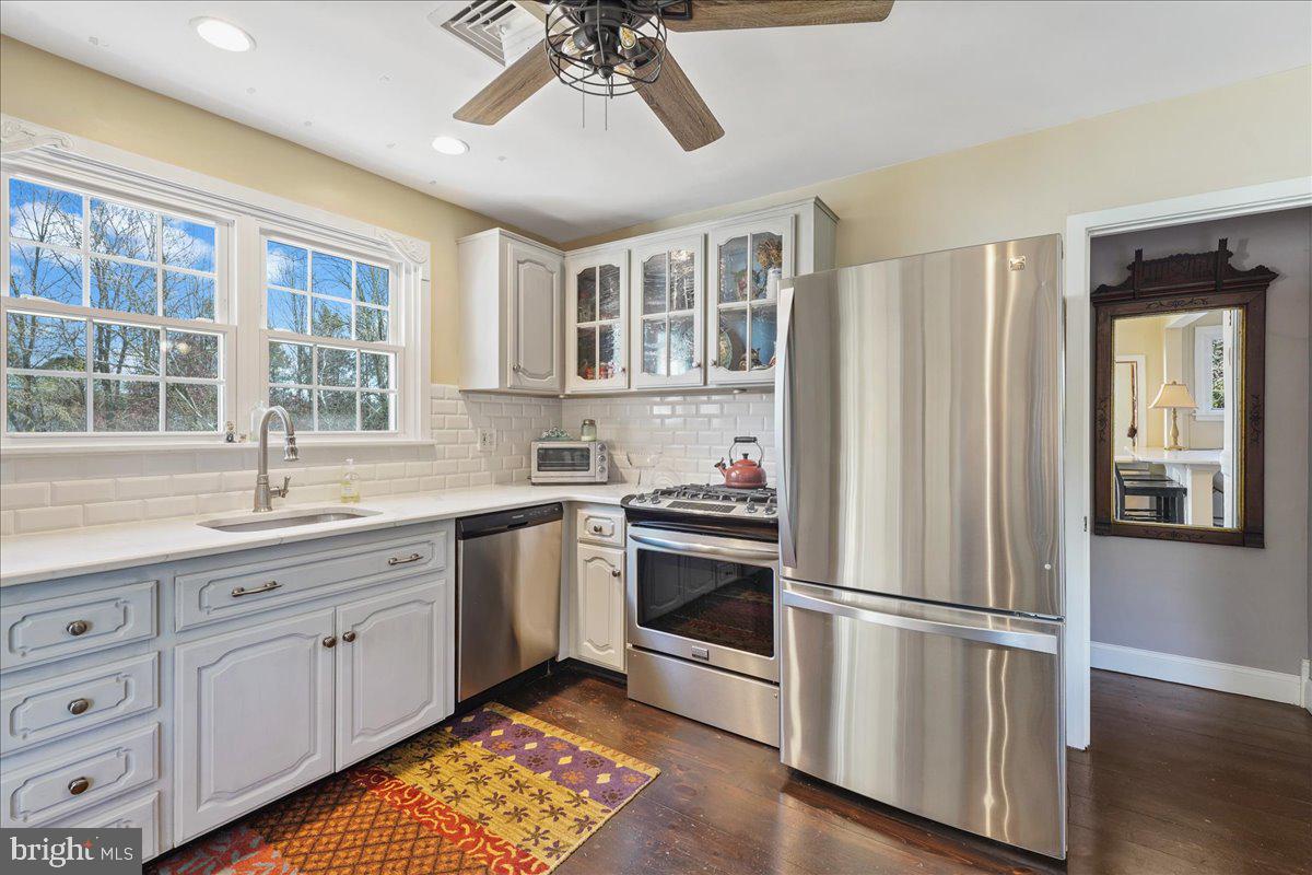 70 Level Road Collegeville, PA 19426 - Photo 3 of 34 Gallery Image 3
