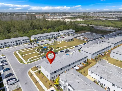 $385,000 | 191 Southeast 11th Avenue, Florida City, FL 33034