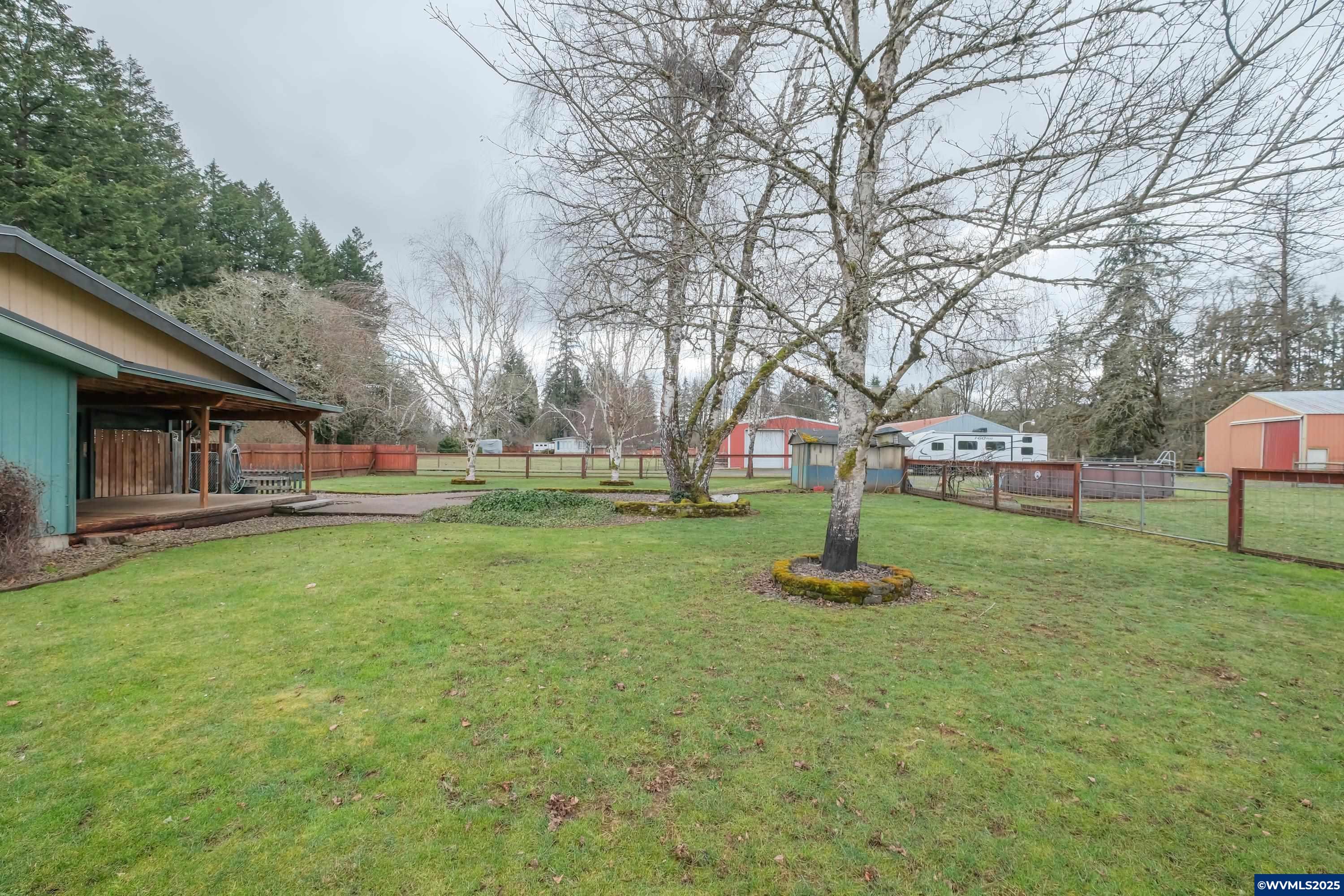 28508 Liberty Road Sweet Home, OR 97386 - Photo 33 of 47 Gallery Image 33