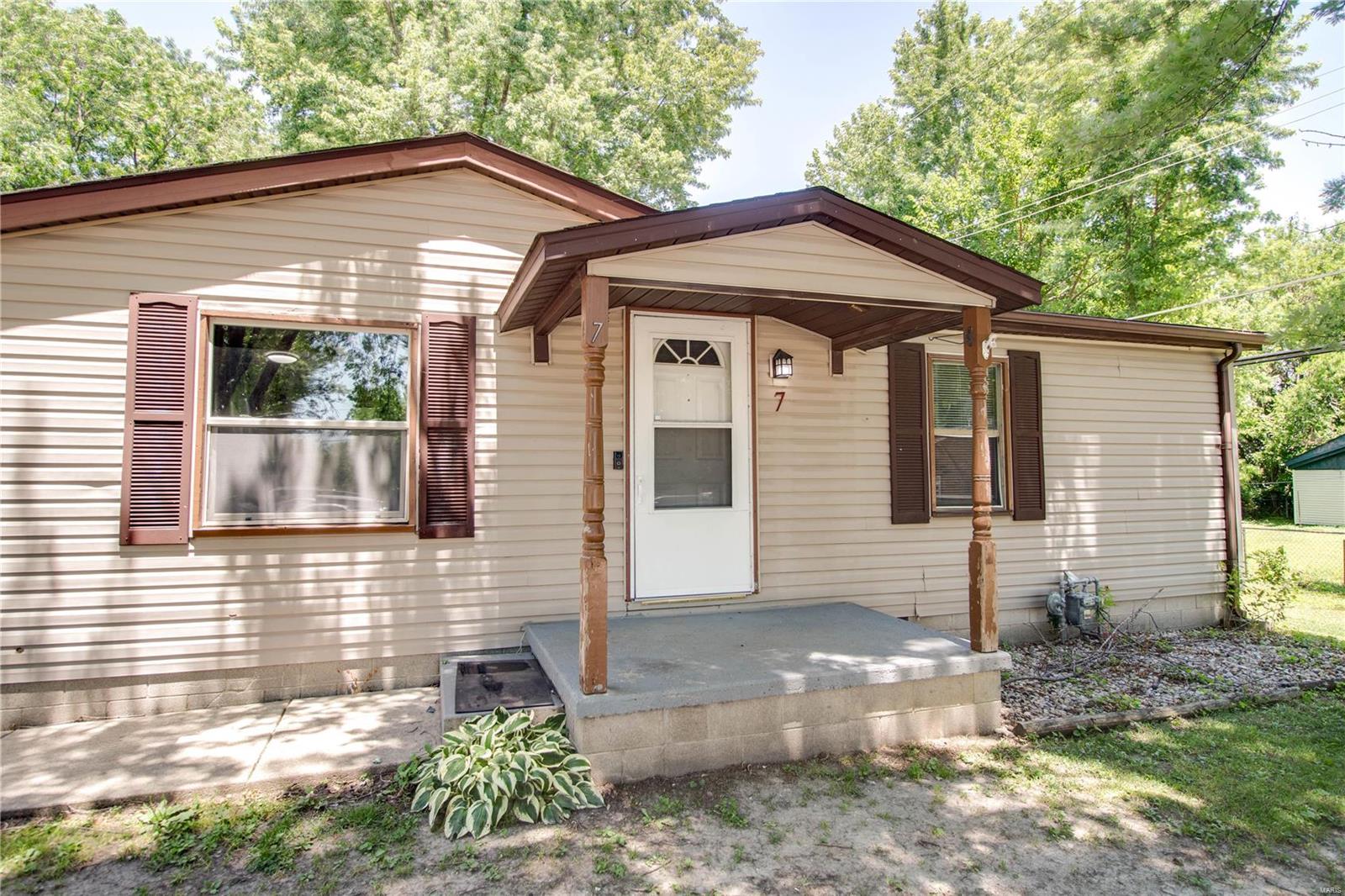 7 Durley Road Fairview Heights, IL 62208 - Photo 4 of 26 Gallery Image 4