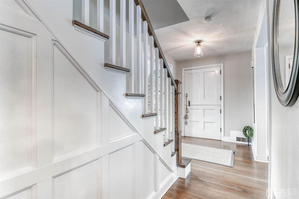 87 Chestnut Street Milltown, NJ 08850 - Photo 15 of 51 a view of entryway