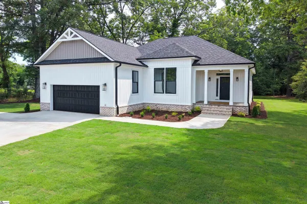 $405,000 | 206 North Hamilton Street, Williamston, SC 29697