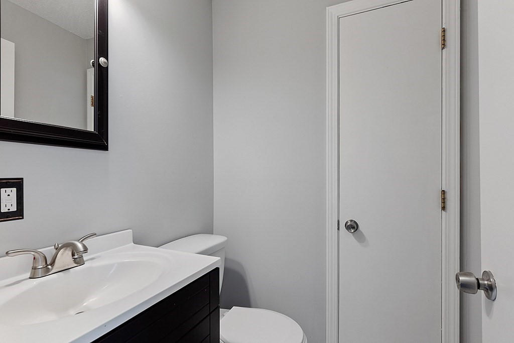 168 Ayer Road, Unit D3 Shirley, MA 01464 - Photo 8 of 38 Gallery Image 8