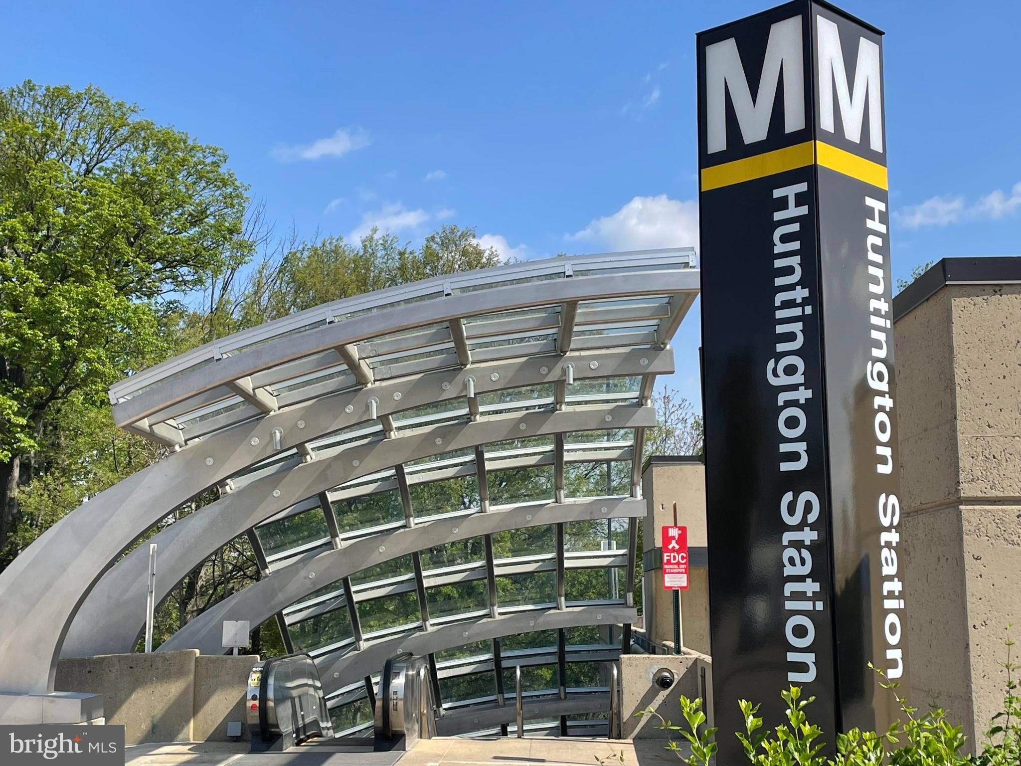 2803 Albemarle Drive Alexandria, VA 22303 - Photo 21 of 21 Steps from Metro- Yellow line/ Huntington Station.