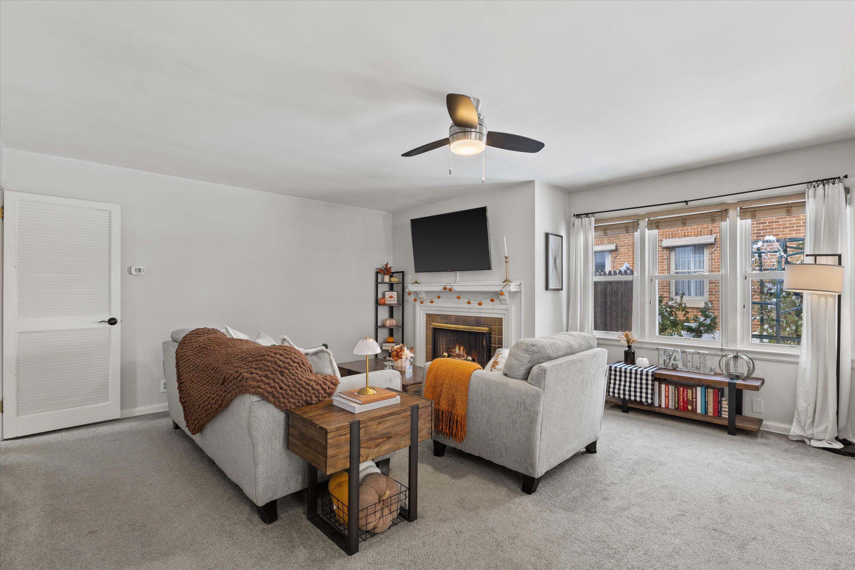 720 Russet Street Racine, WI 53405 - Photo 12 of 27 12-925A9279