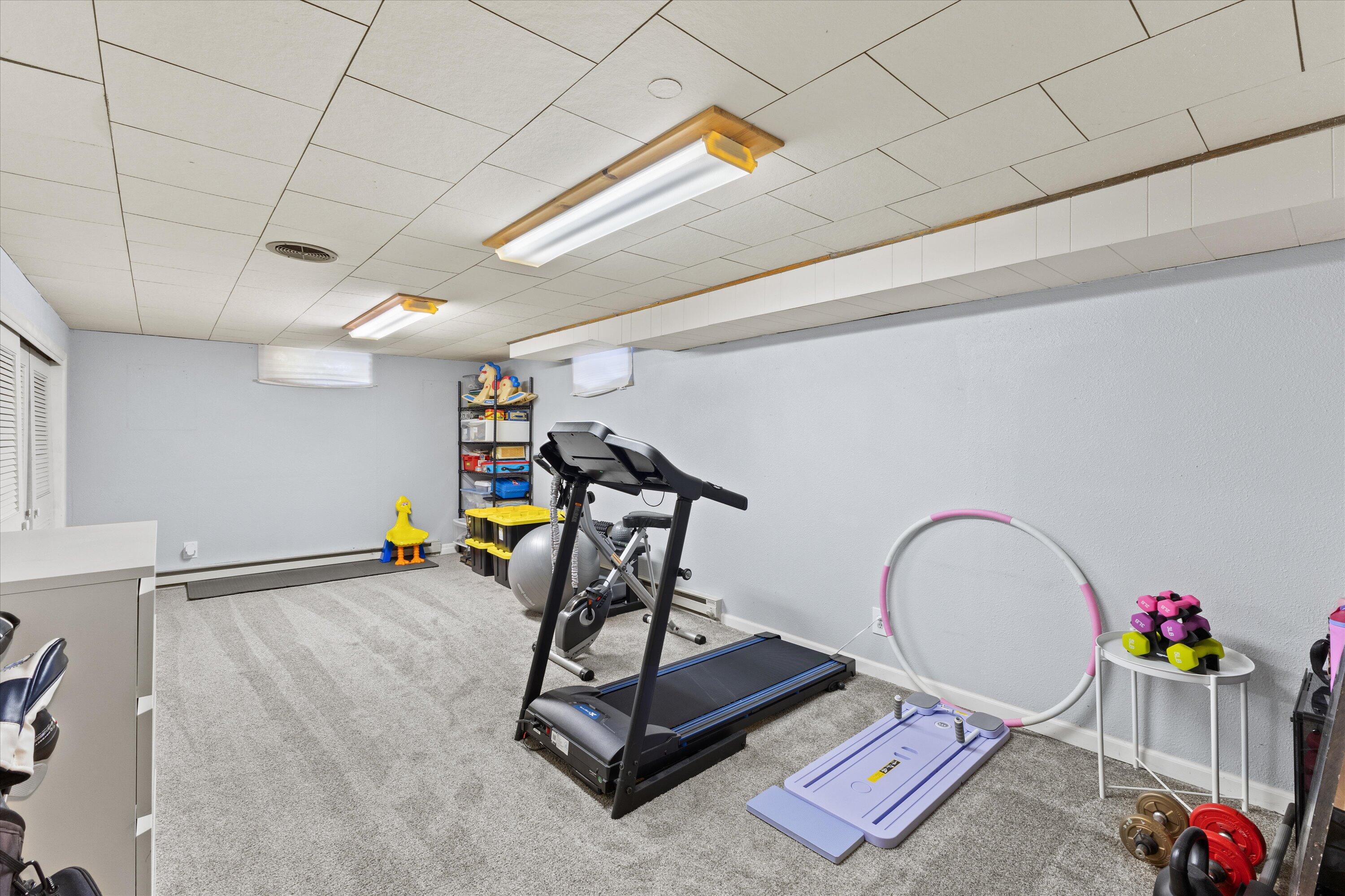 720 Russet Street Racine, WI 53405 - Photo 22 of 27 22-925A9347