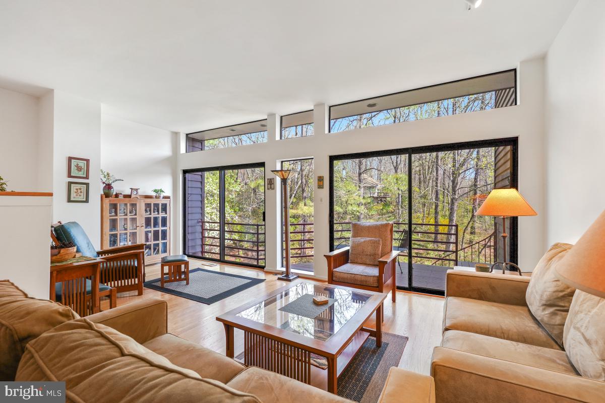 2006 Turtle Pond Drive Reston, VA 20191 - Photo 15 of 49 Gallery Image 15