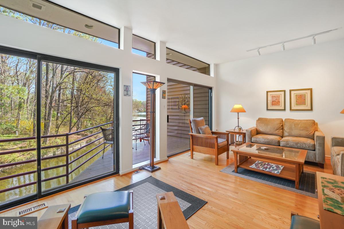 2006 Turtle Pond Drive Reston, VA 20191 - Photo 16 of 49 Gallery Image 16