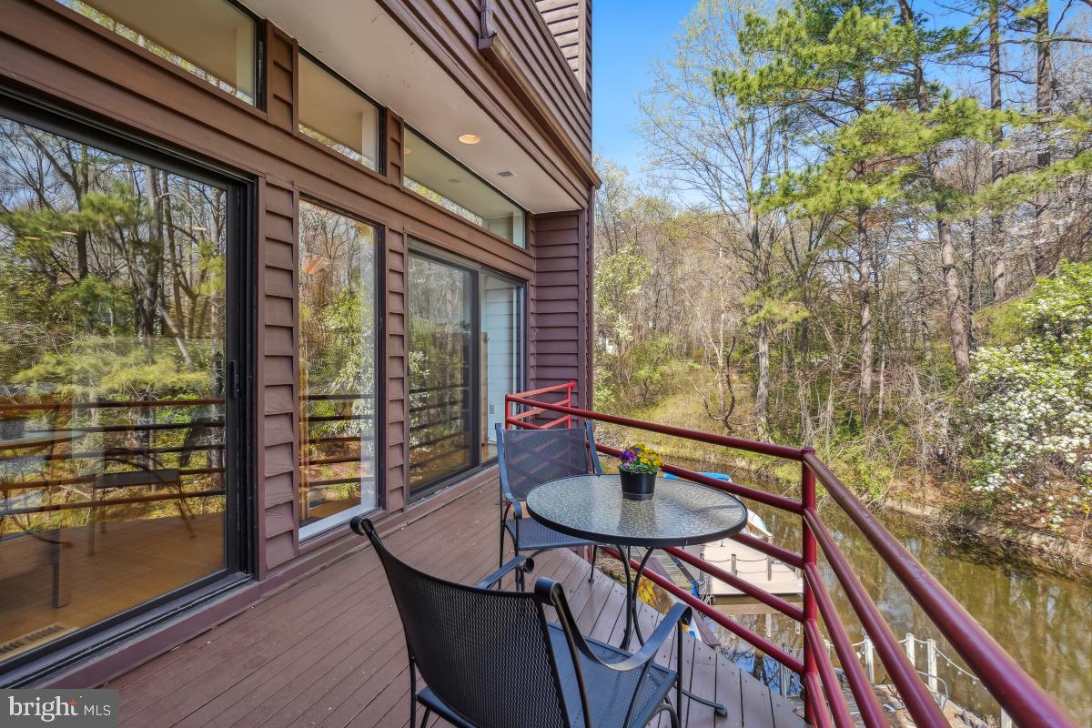 2006 Turtle Pond Drive Reston, VA 20191 - Photo 18 of 49 Gallery Image 18