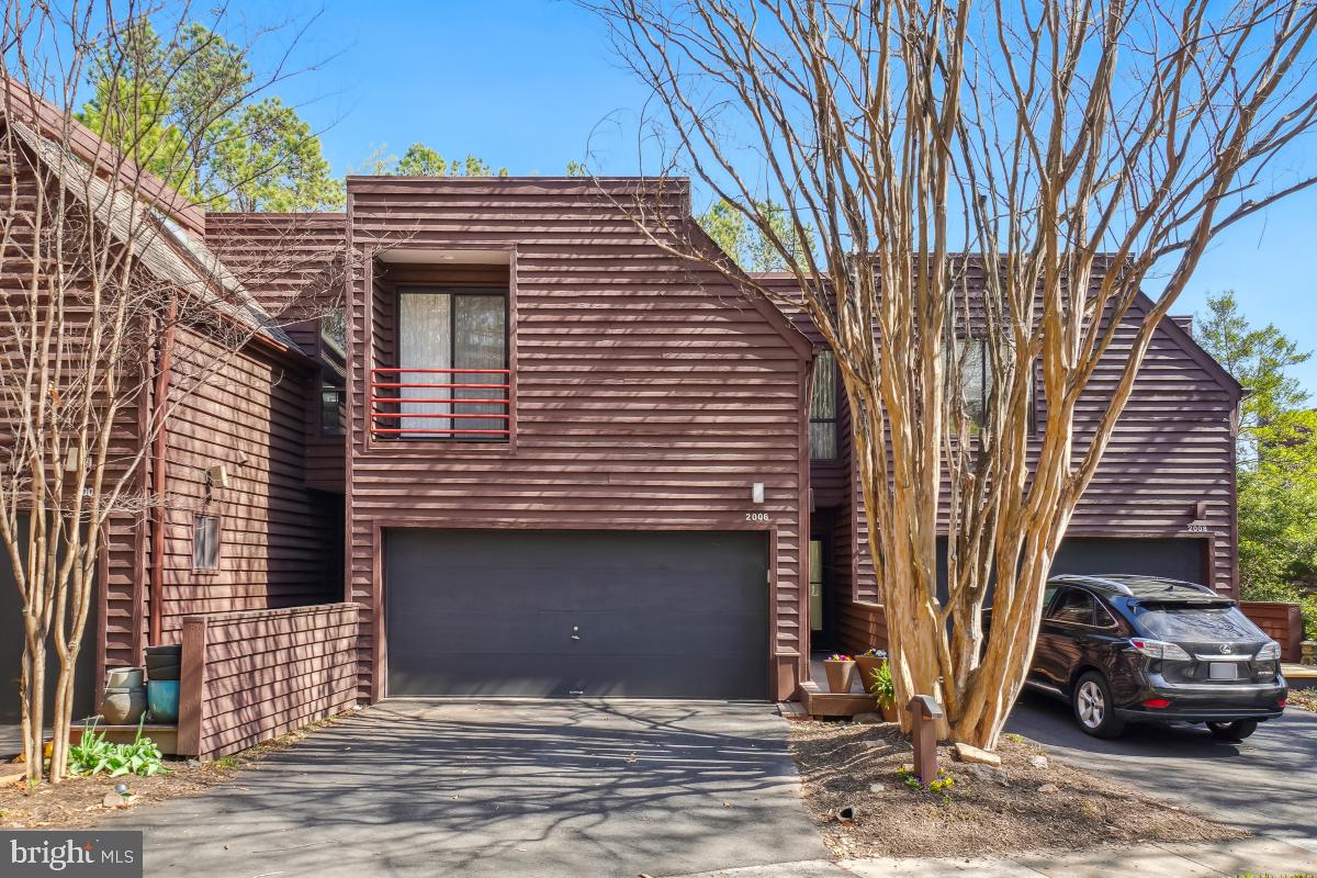 2006 Turtle Pond Drive Reston, VA 20191 - Photo 3 of 49 Gallery Image 3