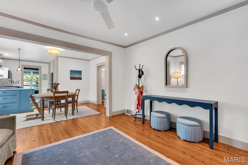 1055 North Sappington Road St. Louis, MO 63122 - Photo 4 of 35 Gallery Image 4
