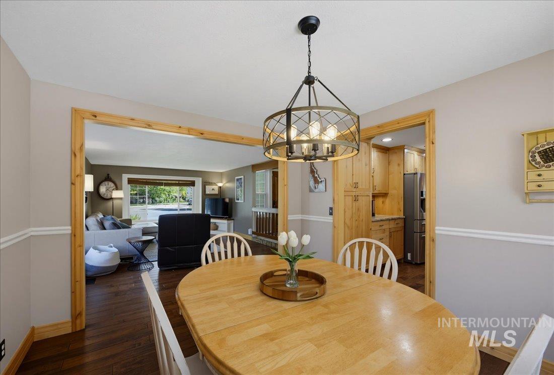 2779 South Falling Brook Way Boise, ID 83706 - Photo 10 of 49