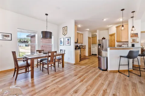 $775,000 | 32404 Ute Trail, Oak Creek, CO 80467