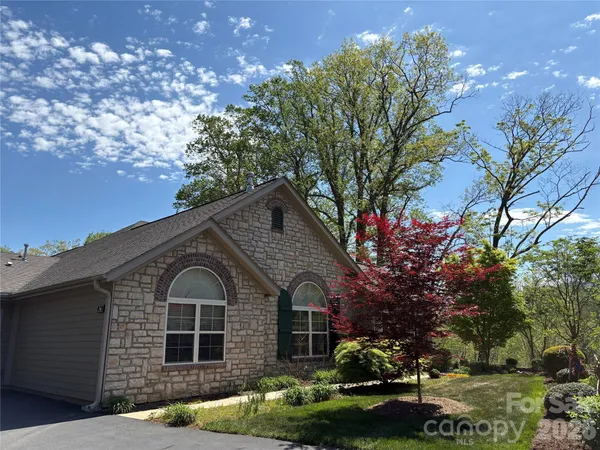 $485,000 | 36 Craggy Vista Drive, Swannanoa, NC 28778