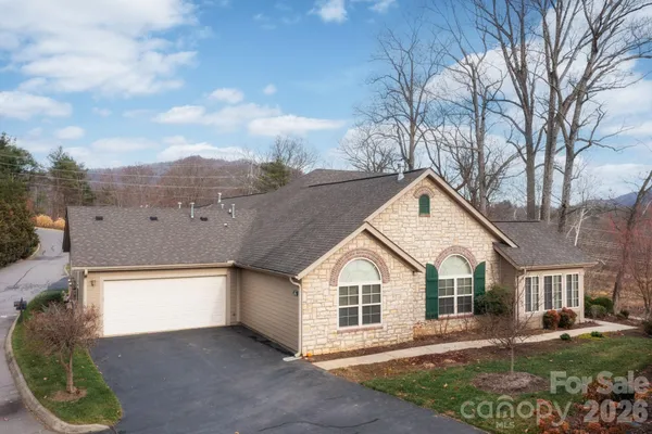 $485,000 | 36 Craggy Vista Drive, Swannanoa, NC 28778