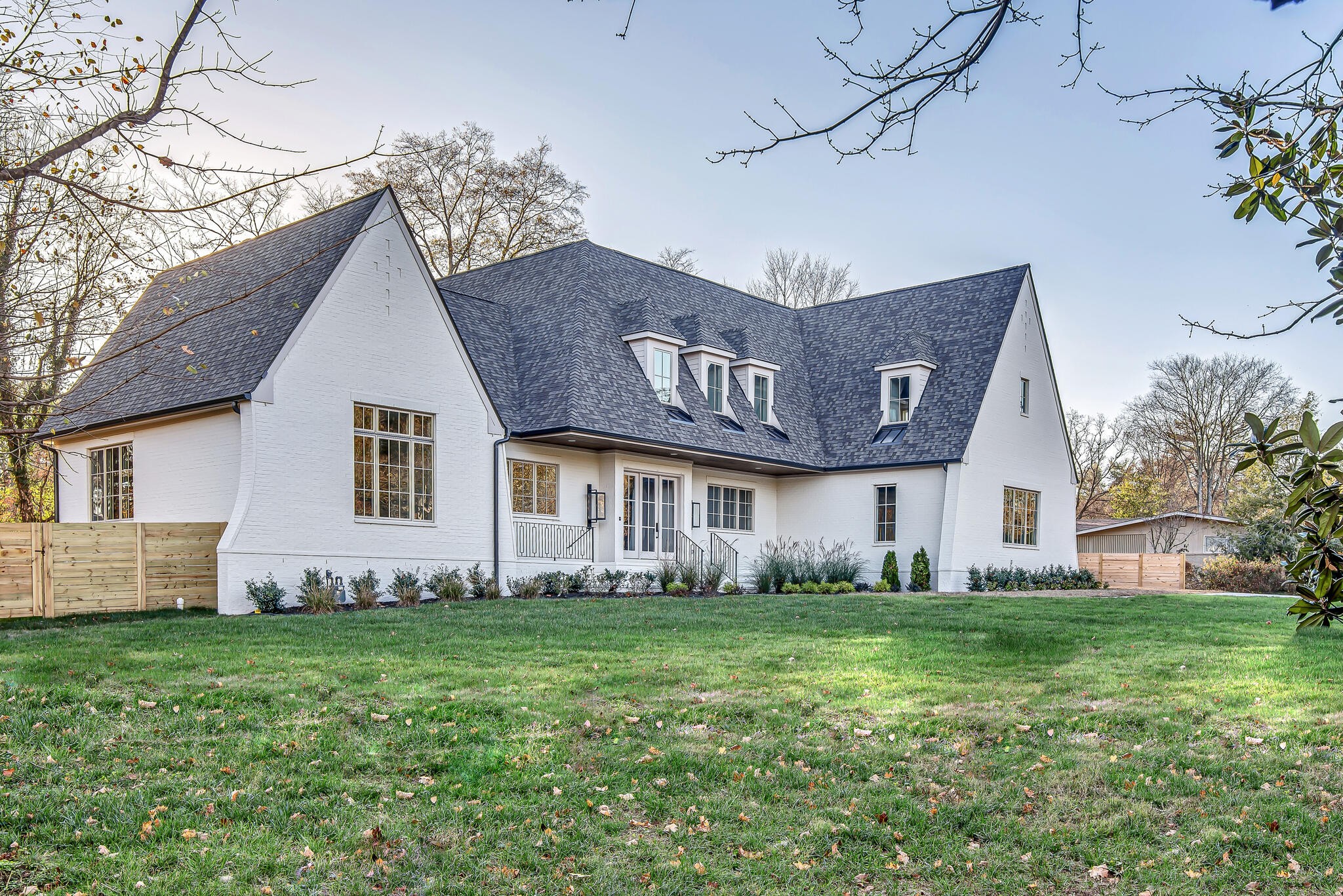 a front view of house with yard