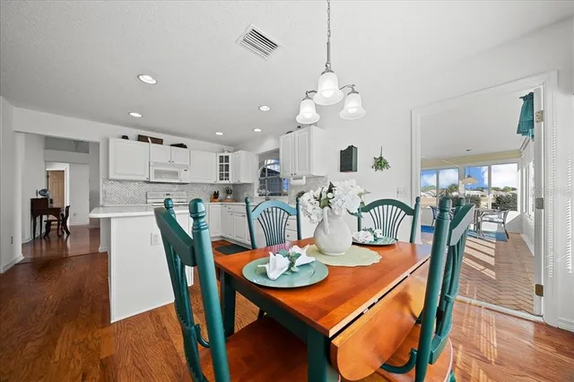 $575,000 | 2052 Palo Alto Avenue, The Villages, FL 32159