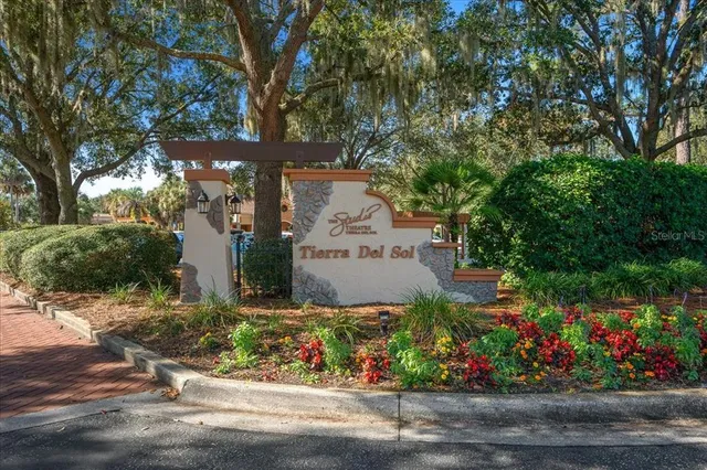 $575,000 | 2052 Palo Alto Avenue, The Villages, FL 32159