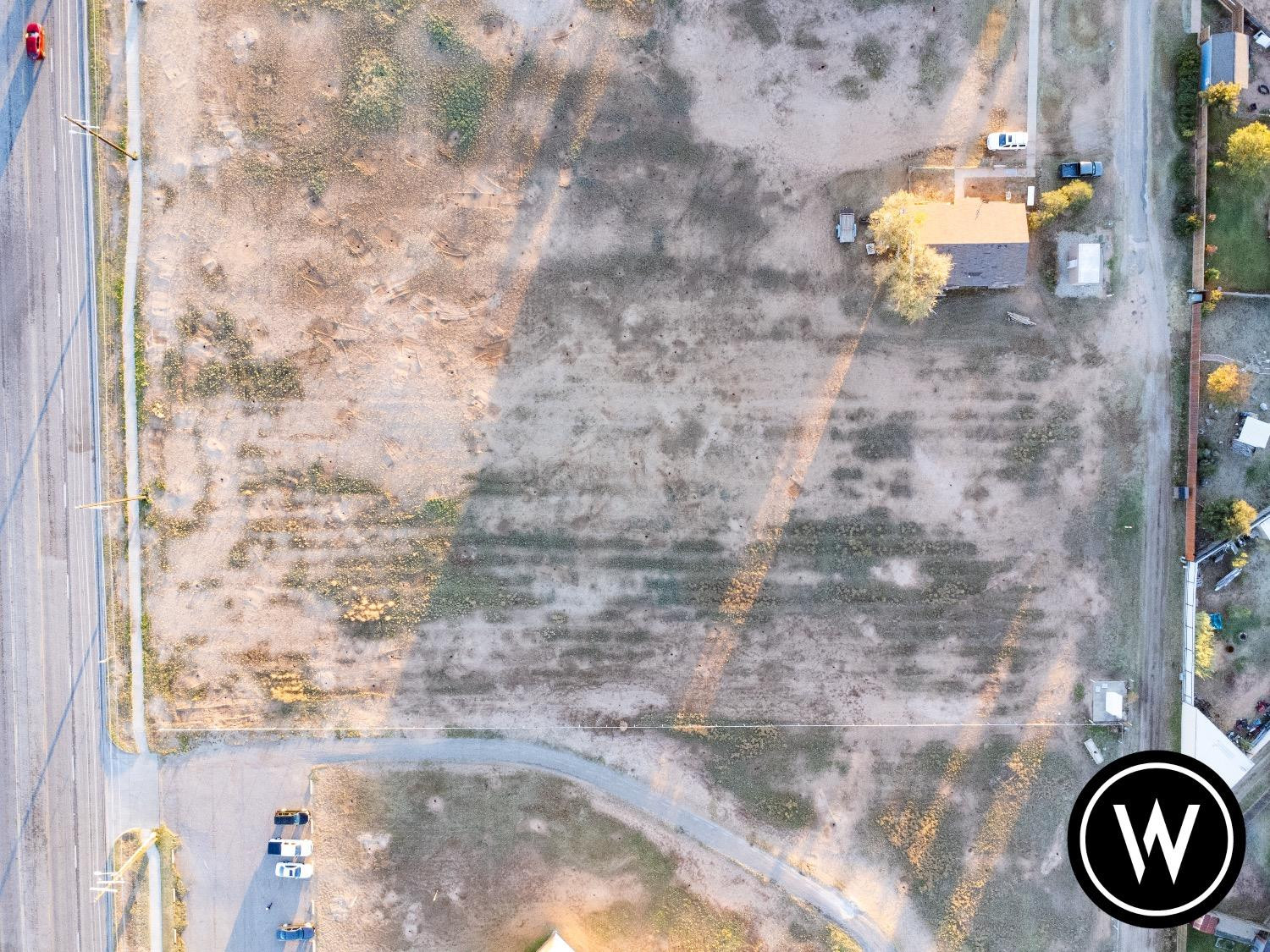 6000 4th Street Lubbock, TX 79416 - Photo 18 of 22 a bathroom with a sink and a toilet