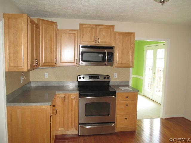 128 East Huntsman Road Sandston, VA 23150 - Photo 4 of 10 Gallery Image 4