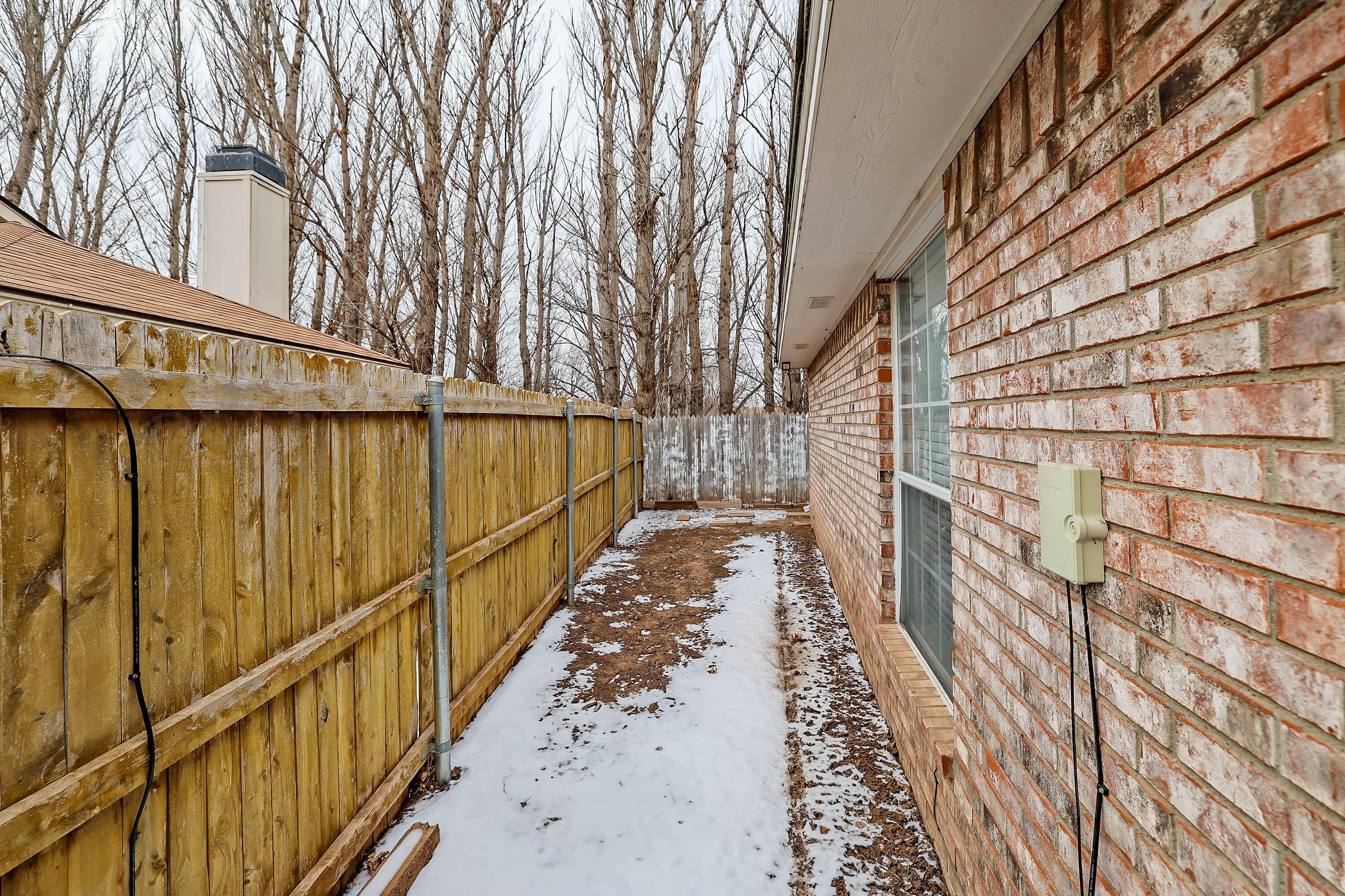 5706 Laguna Drive Amarillo, TX 79110 - Photo 26 of 27 25-Backyard