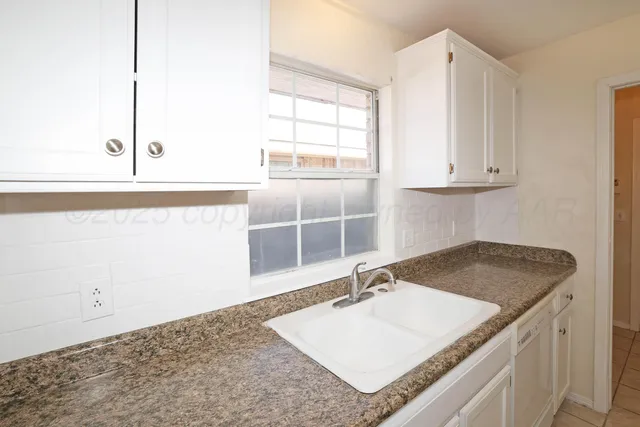 $1,550 | 5706 Laguna Drive, Amarillo, TX 79110