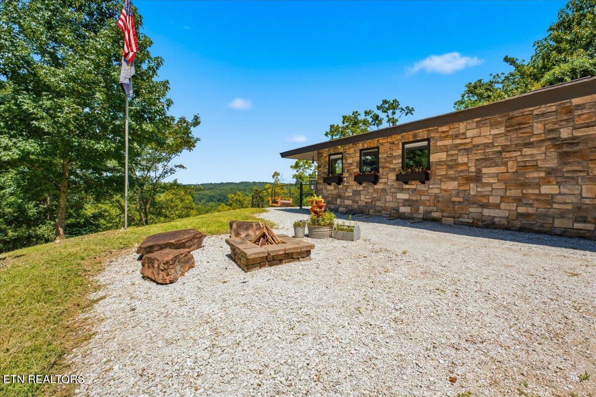 111 Eagle Ridge Road Kingston, TN 37763 - Photo 13 of 52 37-Exterior