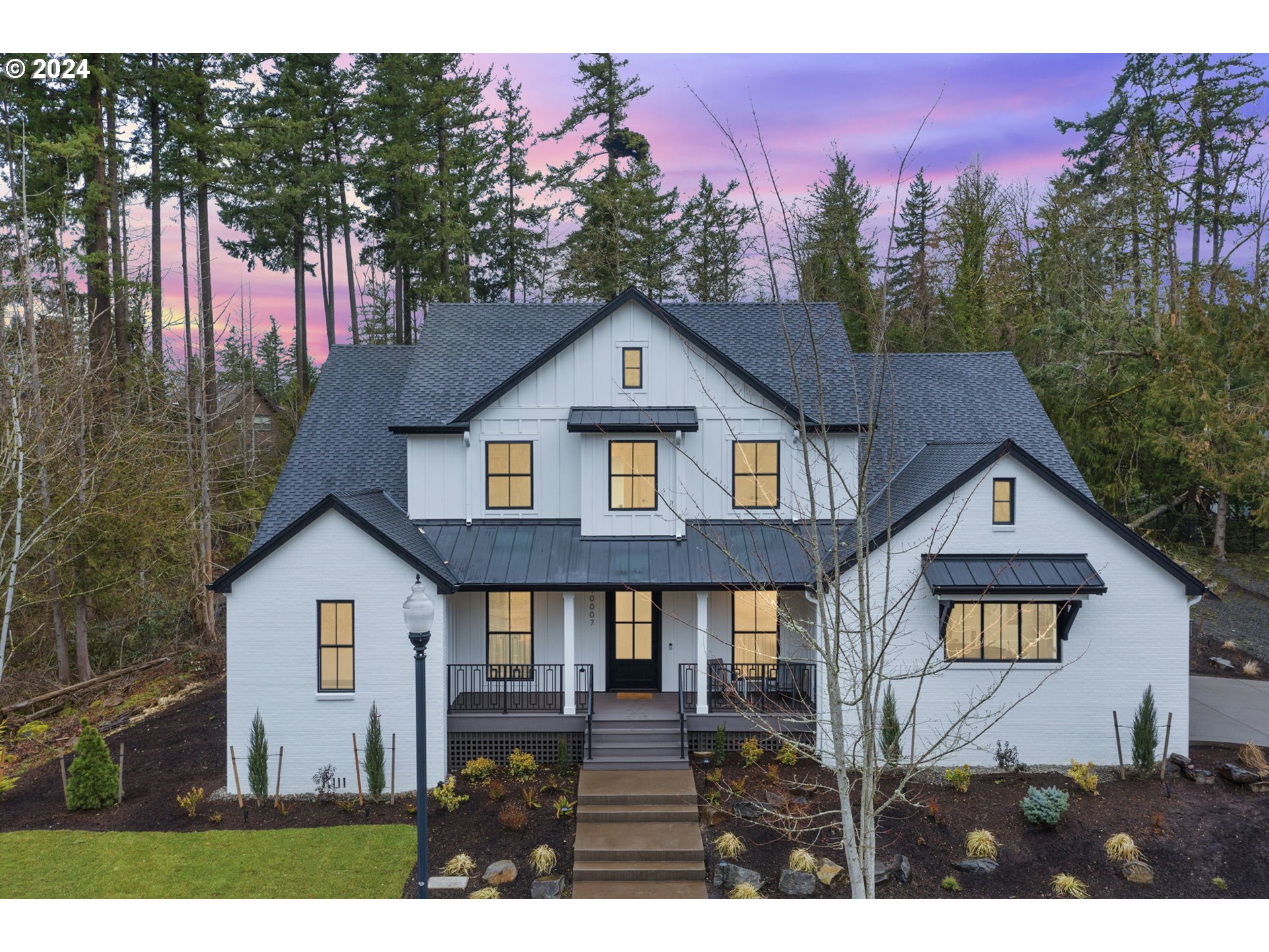 10007 Southwest Taylor Street Portland, OR 97225 - Photo 1 of 38 Gallery Image 1