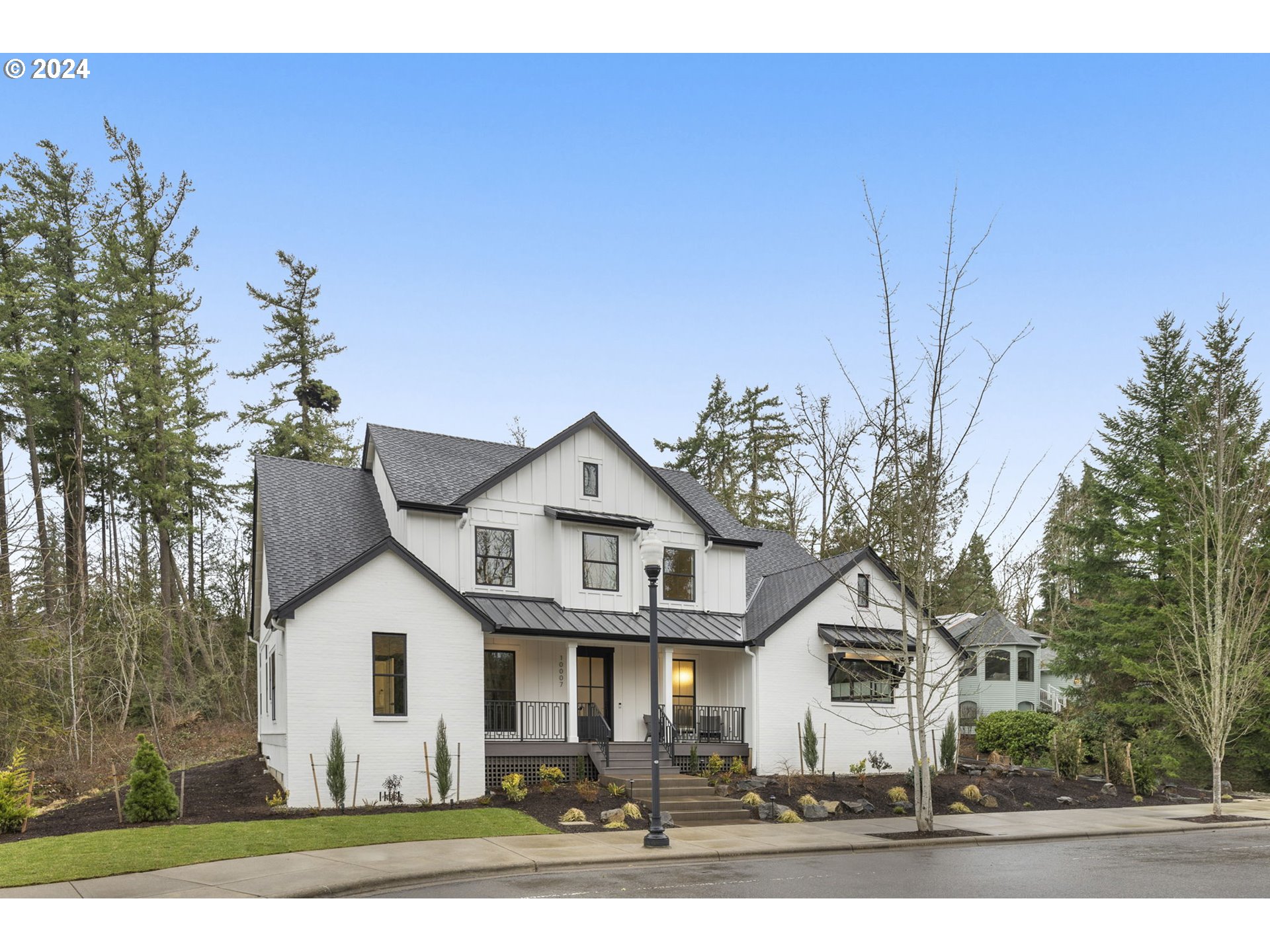 10007 Southwest Taylor Street Portland, OR 97225 - Photo 2 of 38 Gallery Image 2