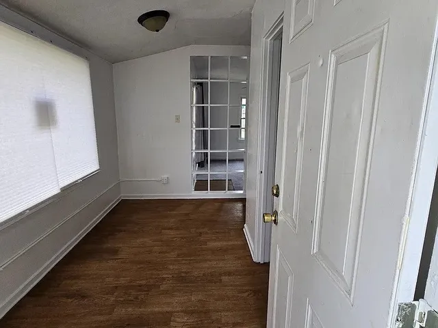 $1,250 | 215 Park Street, Baytown, TX 77520