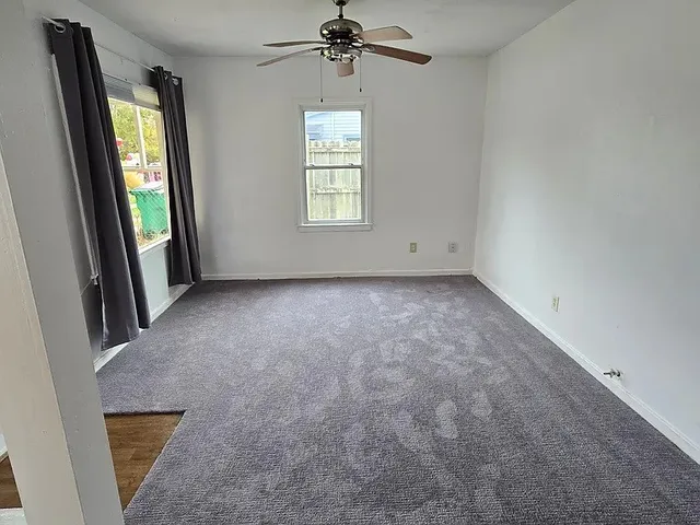 $1,250 | 215 Park Street, Baytown, TX 77520